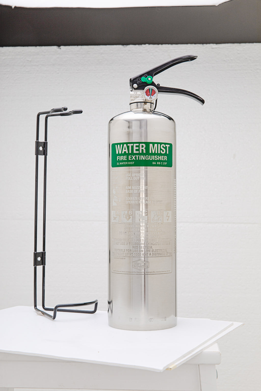 2L Water Mist Fire Extinguisher - Stainless image 3